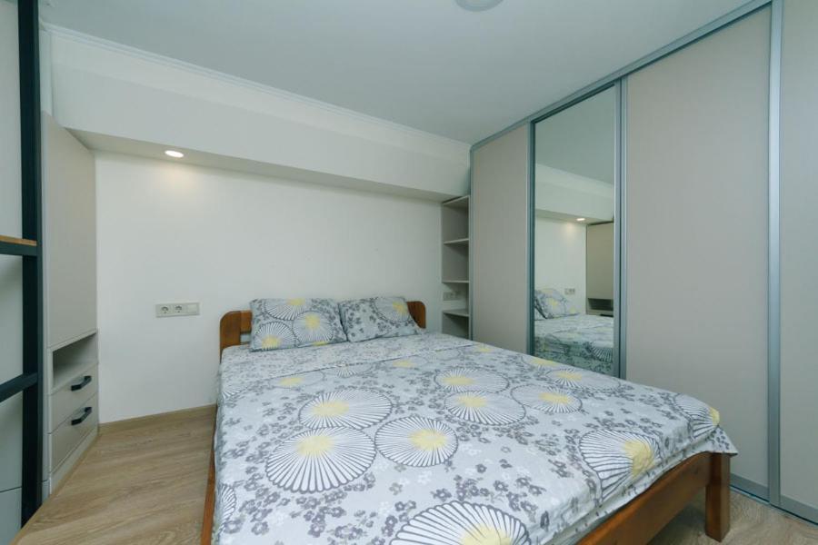 Inn Smarthause Apartments Kyjev Exteriér fotografie
